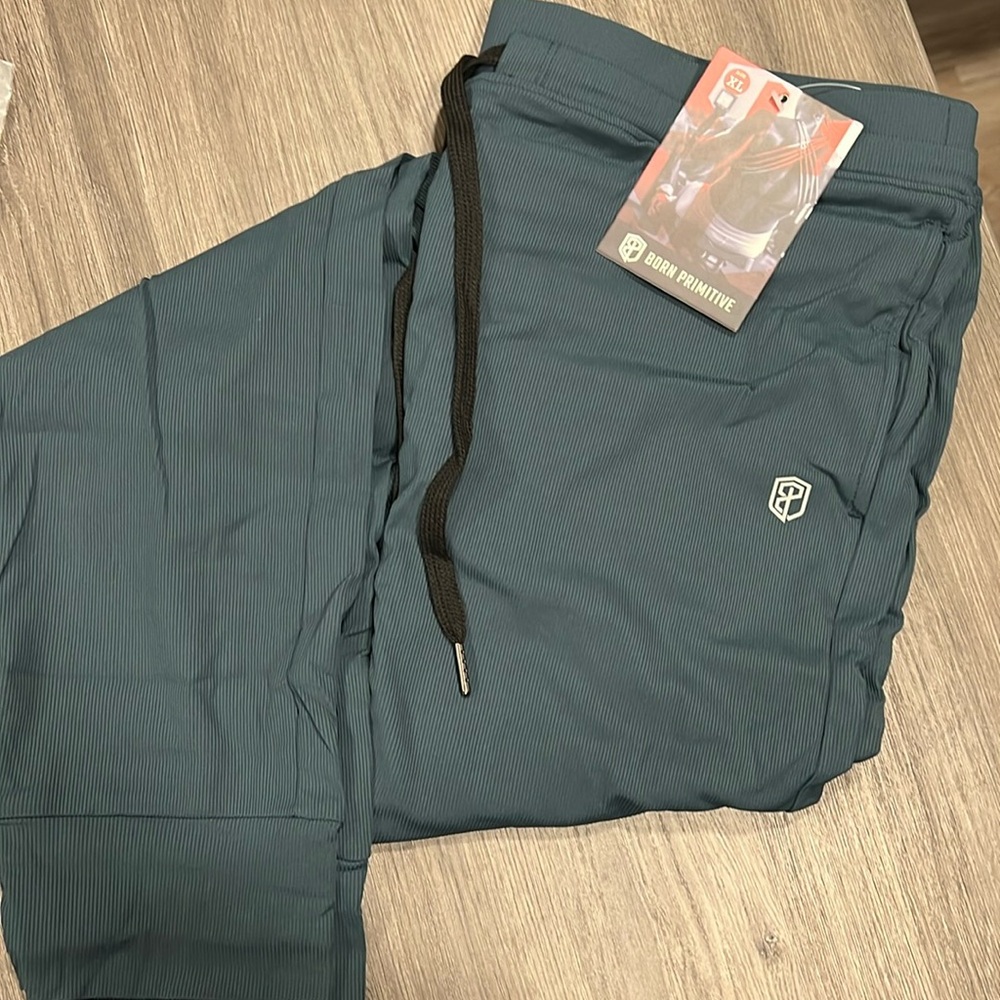 Born Primitive recovery jogger
